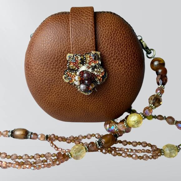 Mary Frances Bee Happy Bumblebee Beaded Crystals & Gems Leather Purse - Picture 6 of 9